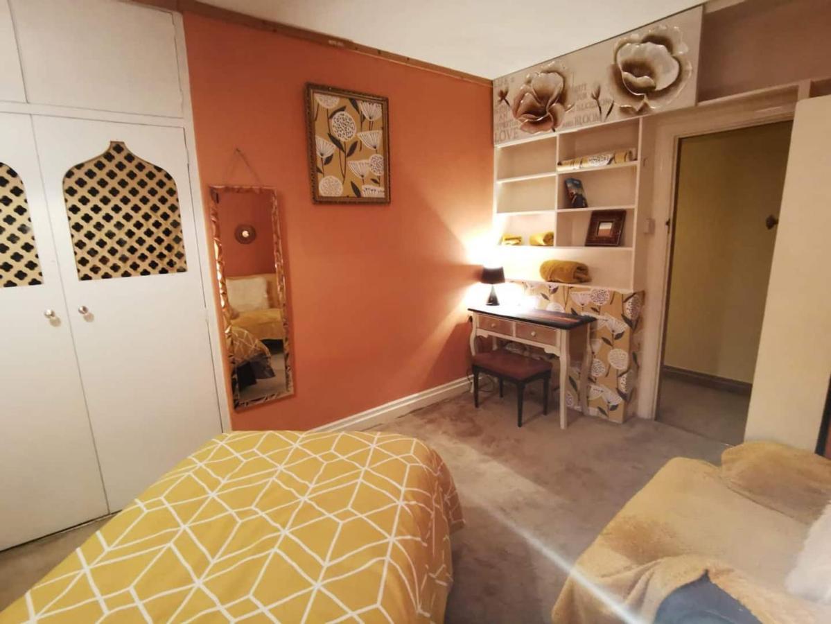 דירות אשר Peaceful Retreat Hideaway Surrey מראה חיצוני תמונה