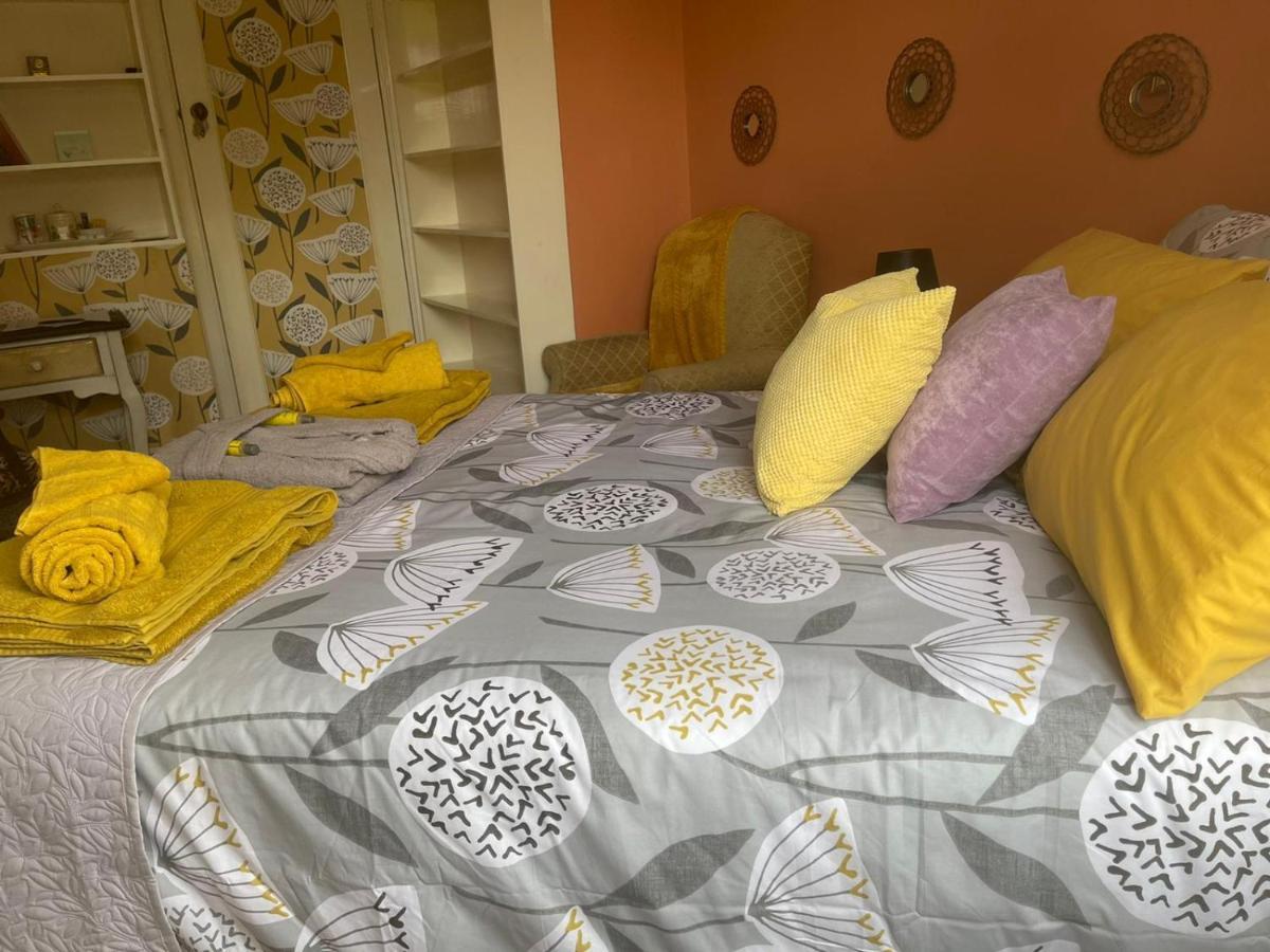 דירות אשר Peaceful Retreat Hideaway Surrey מראה חיצוני תמונה